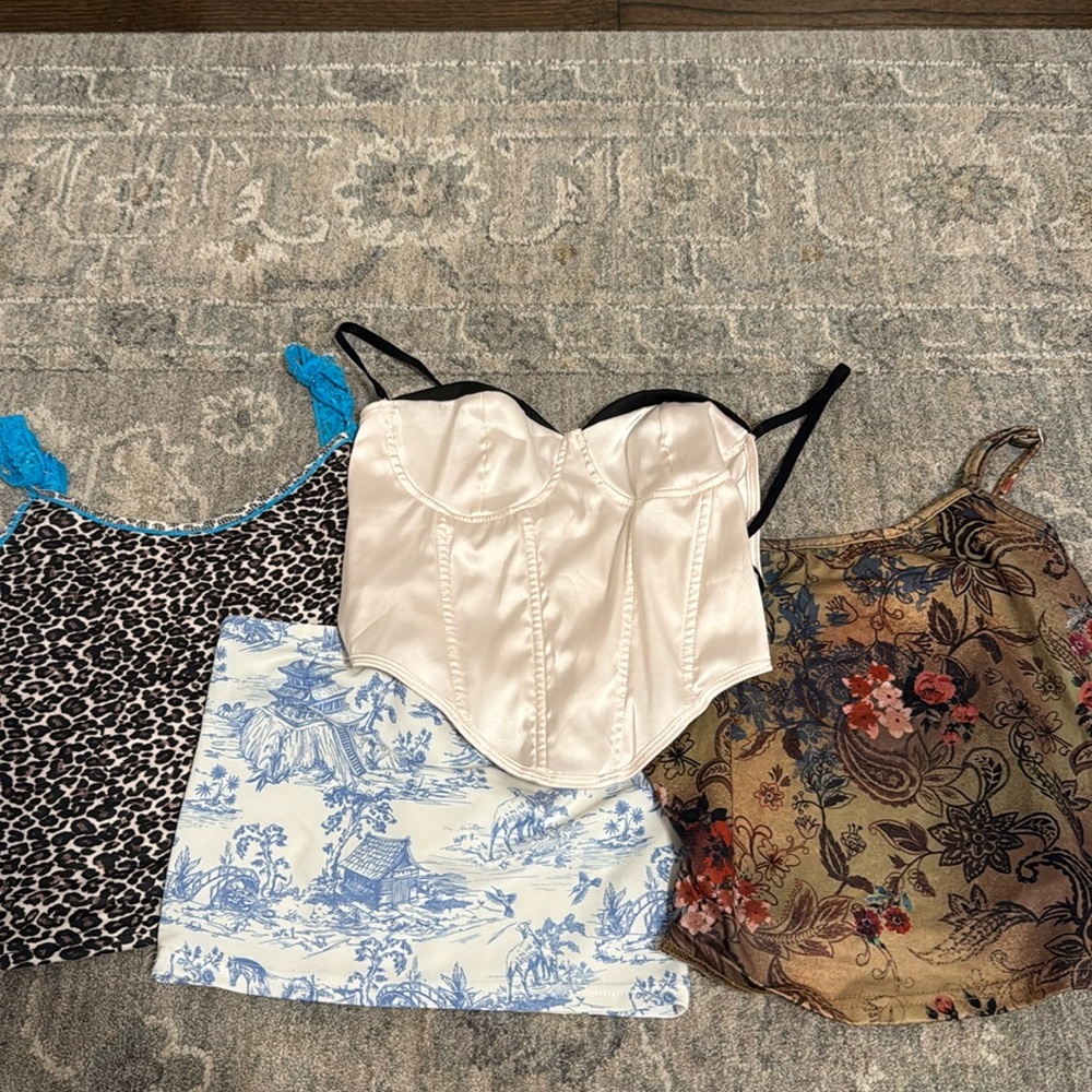 Set of edikted going out tops